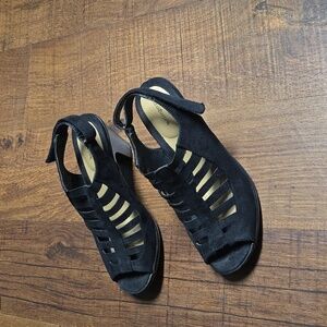 Croft & Barrow black shoes